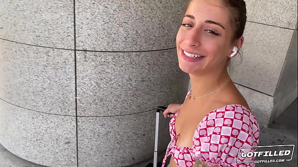 GOTFILLED Squirting cum in Silvia Soprano’s ass